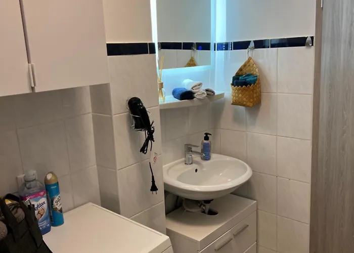 Ferienwohnung, Monteurwohnung, In Nrw, Deutschland Apartment *